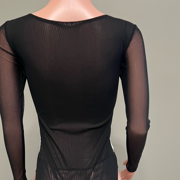 Nite and Day Bodysuit. Very Classy, but Sexy!  Size S. Great Fit! - Picture 4 of 4